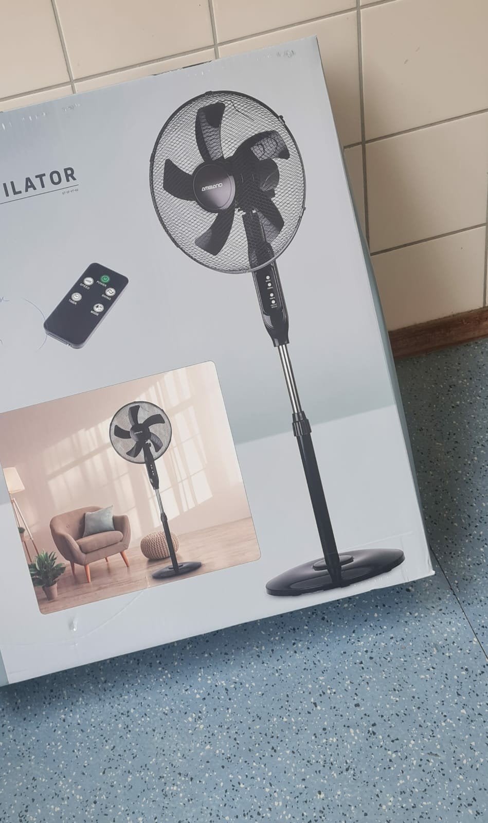 nieuw ventilator in de doos met afstandsbediening niet gebru, Ophalen of Verzenden, Nieuw, Plafondventilator