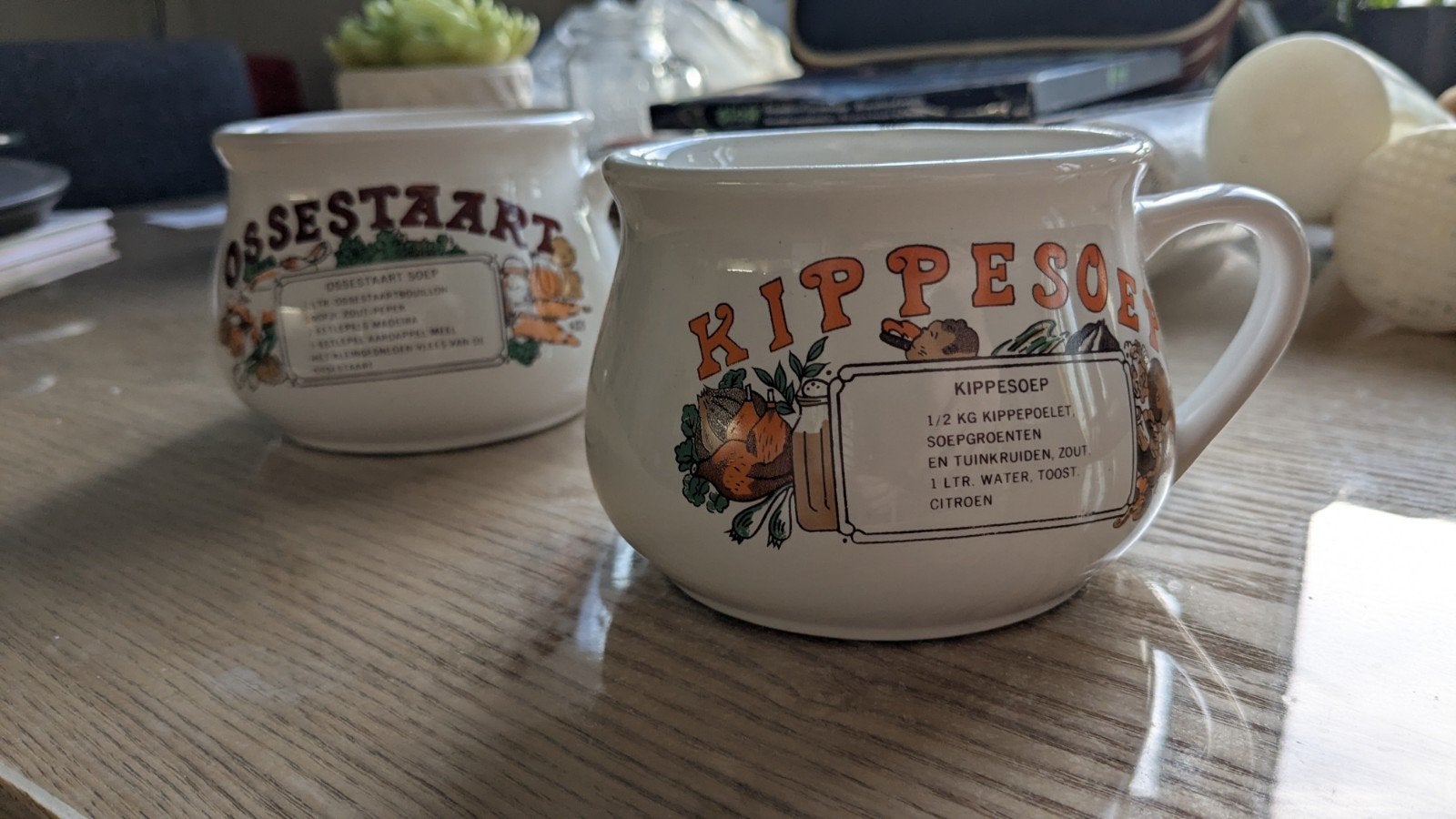 Soepkommen met recept, Ophalen of Verzenden, Zo goed als nieuw, Kom(men), Overige stijlen