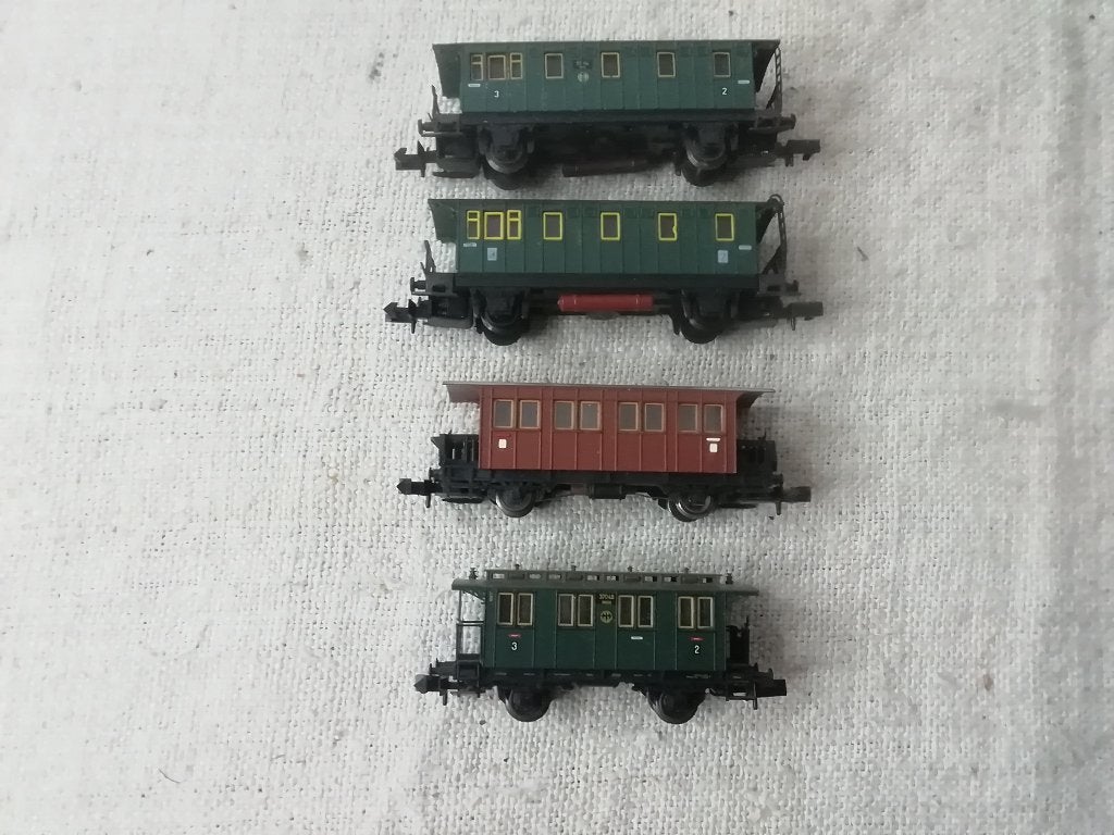 Arnold Spur N Set von 4 Länderbahnwaggons, Hobby en Vrije tijd, Modeltreinen | N-Spoor, Arnold, Gebruikt, Gelijkstroom, Verzenden