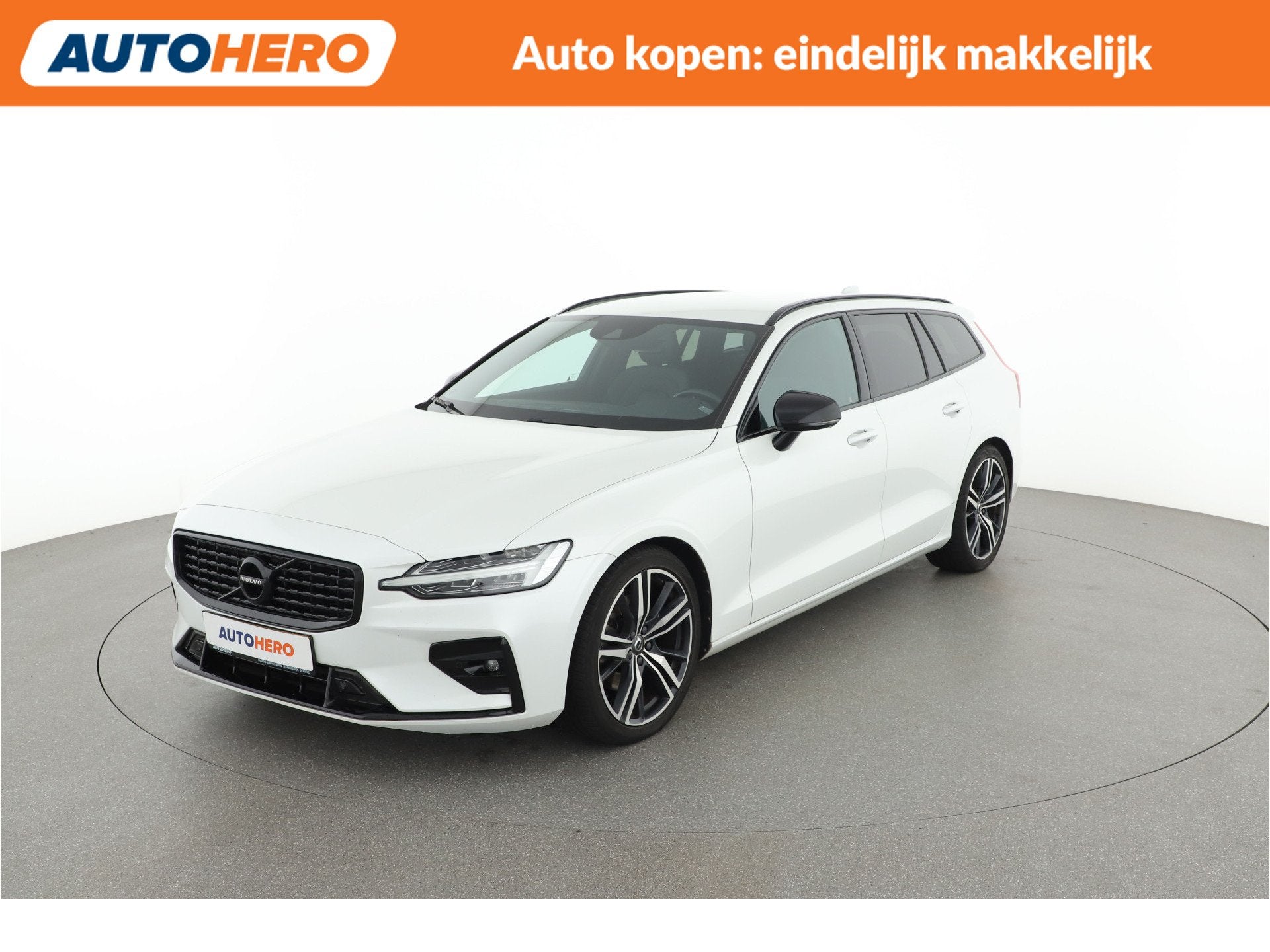 Volvo V60 2.0 T4 R-Design |GB64274| (bj 2020, automaat), Auto's, 15 km/l, Wit, 1603 kg, 93 €/maand