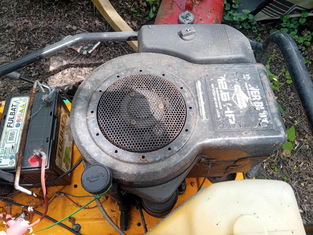 Briggs and stratton 12,5 pk gezocht, Tuin en Terras, Zitmaaiers, Ophalen, Gebruikt, Stiga, Versnellingen