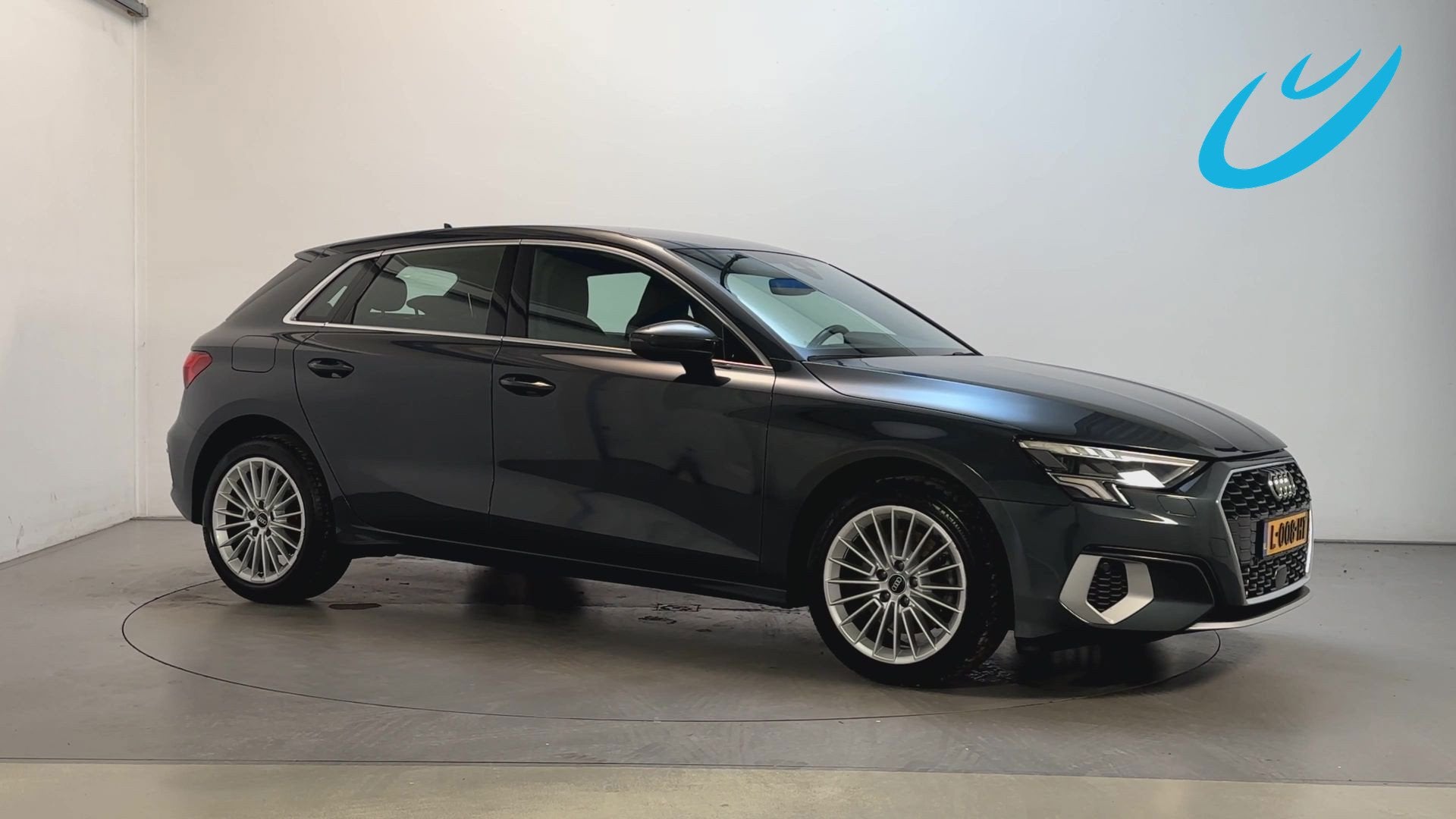 Audi A3 Sportback 30 TFSI S-Tronic Business Edition Navigati, Auto's, Stof, Gebruikt, Met garantie (alle), 23 km/l
