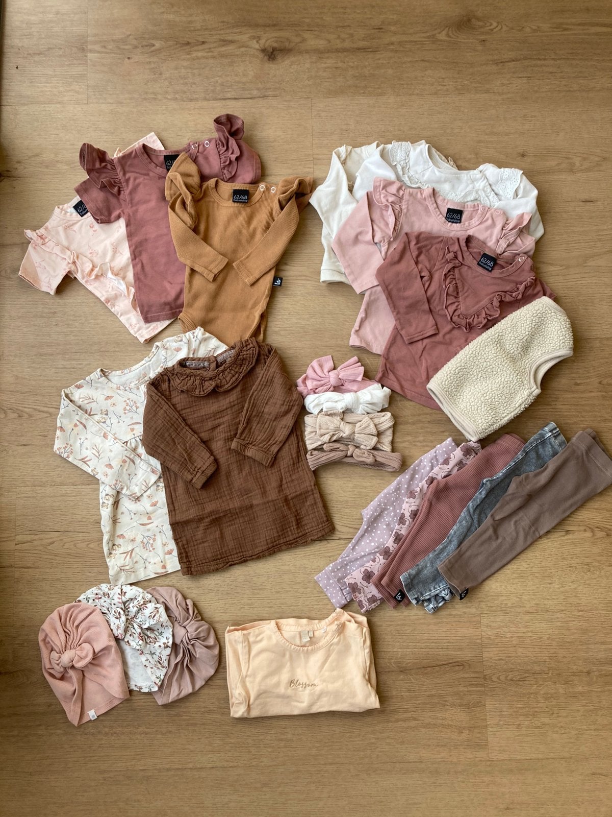 Groot merkkledingpakket maat 62/68 Babystyling en Levv, Ophalen of Verzenden, Zo goed als nieuw, Maat 62