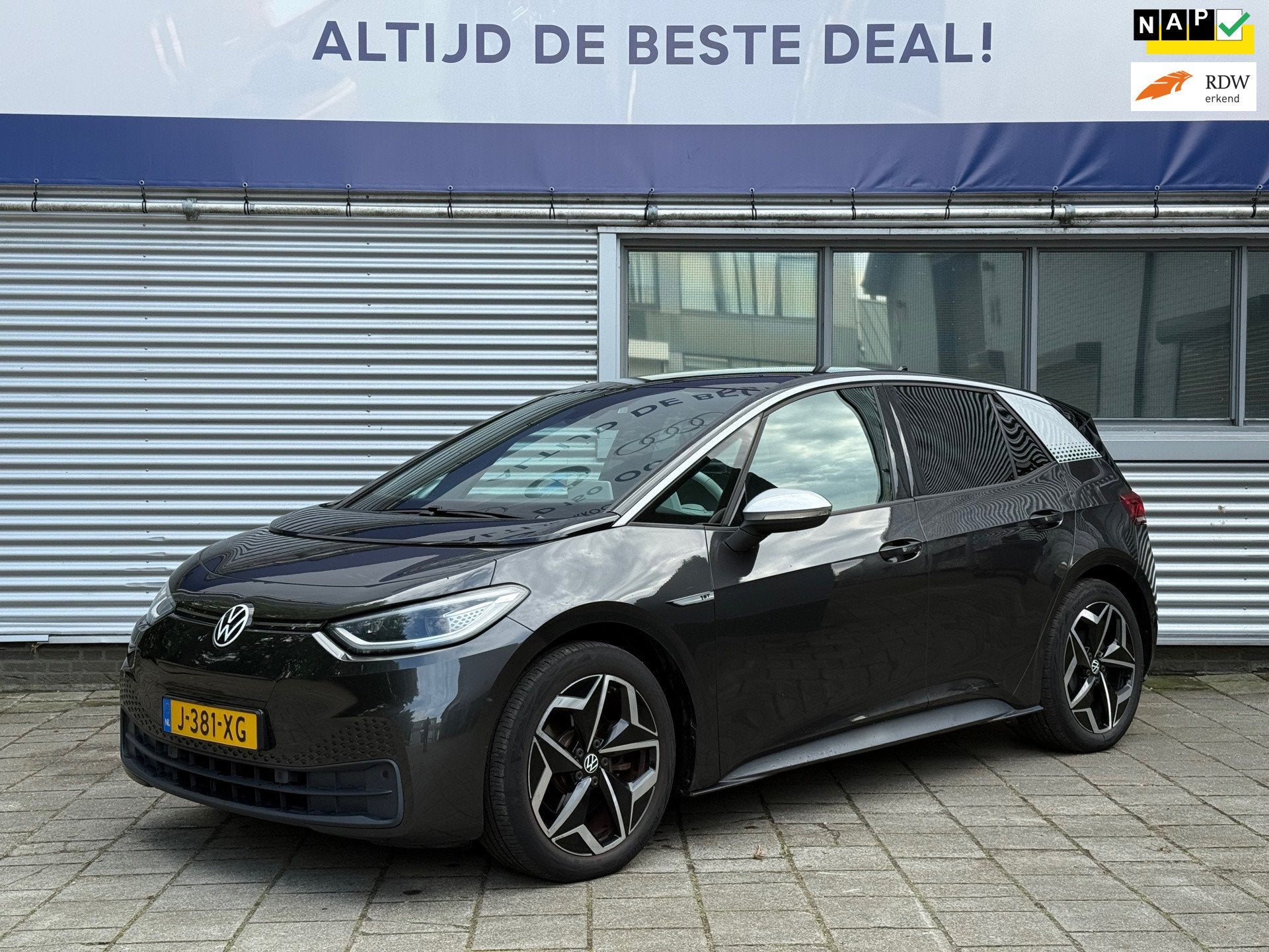 Volkswagen ID.3 Business 58 kWh First Edition l 90,86% SOH l, Auto's, Automaat, 966 min, Gebruikt, Zwart