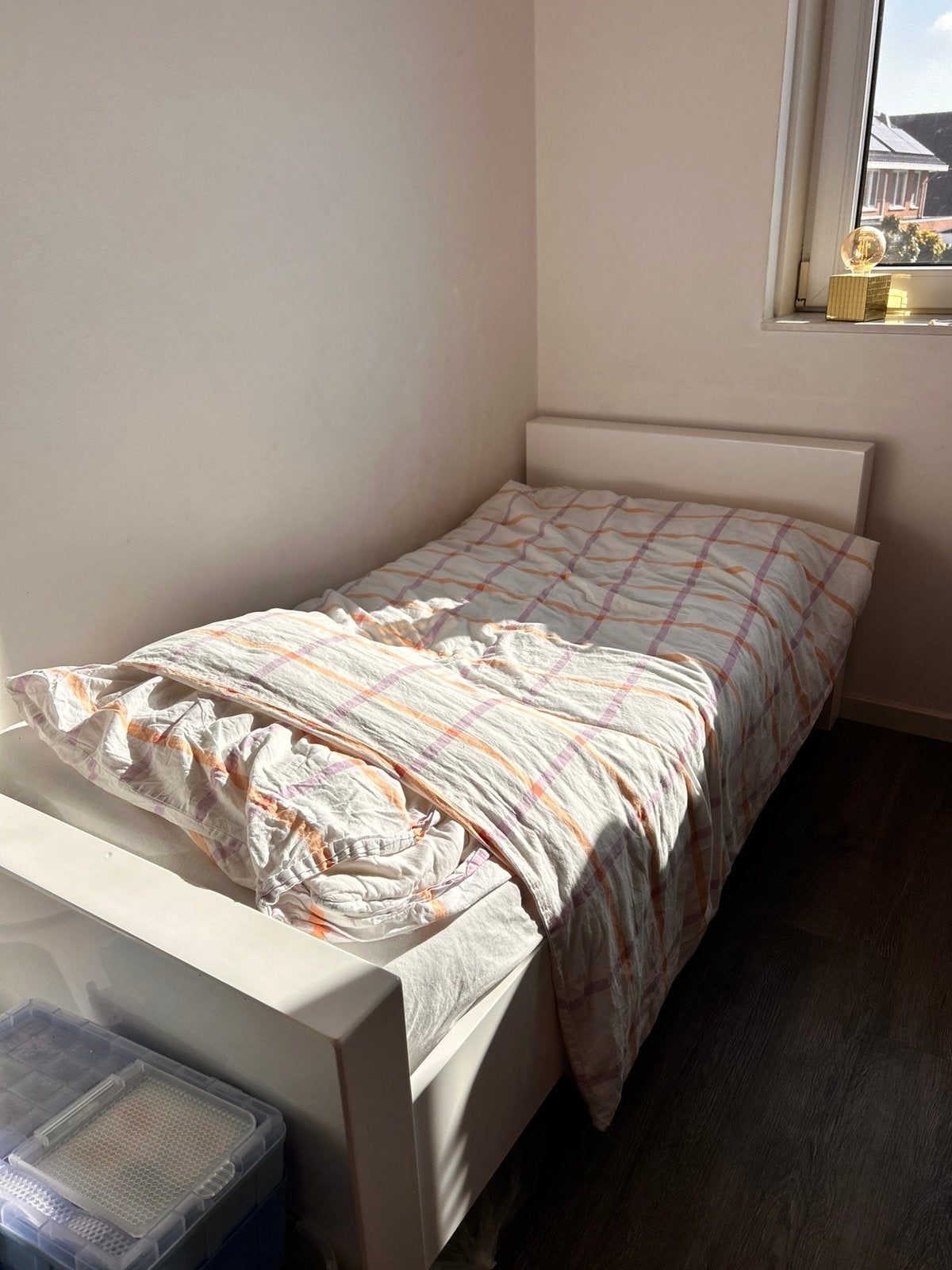 Peuterbed hoogglans wit, Ophalen, Gebruikt, Eenpersoons, Wit