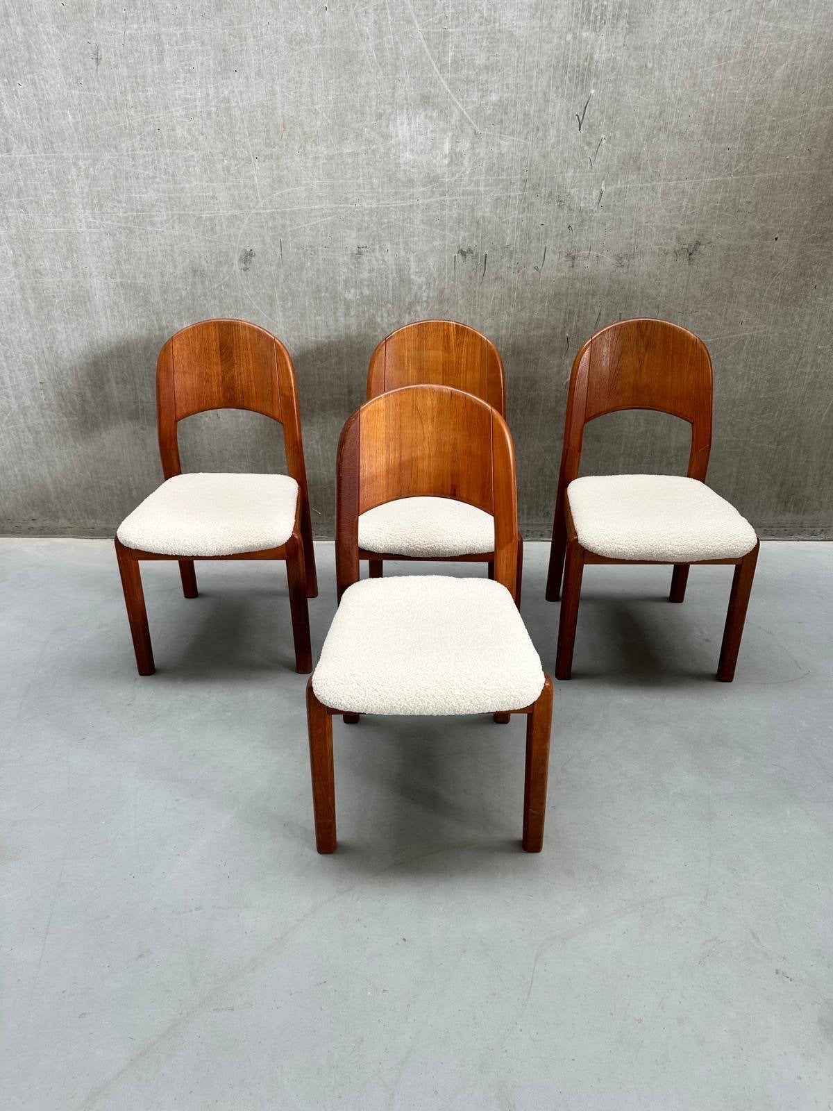 Mid century Dyrlund Teak Dining Chairs – Danish Design, Huis en Inrichting, Gebruikt, Bruin, Ophalen of Verzenden, Vier