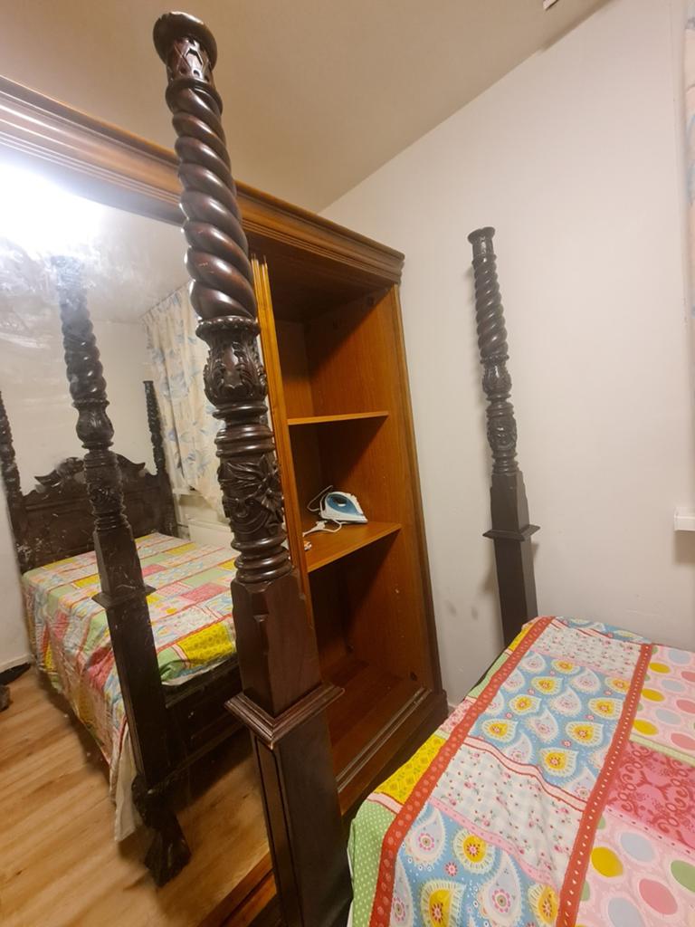 hemelbed met gedraaide pilaren, Ophalen of Verzenden