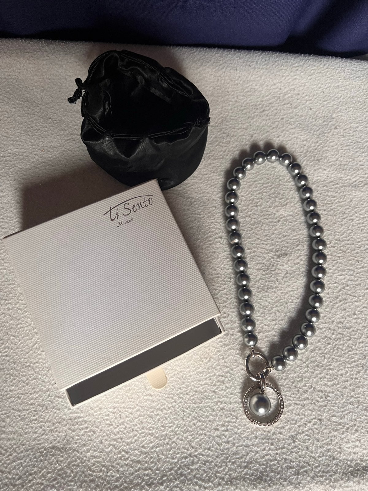 Ti Sento Ketting met Grijze Parels en Hanger, Gebruikt, Ophalen of Verzenden, Grijs, Overige materialen