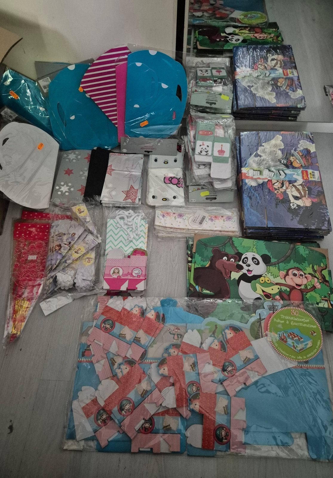 kleine partij doosjes,zakjes enz 15 euro, Ophalen of Verzenden, Nieuw