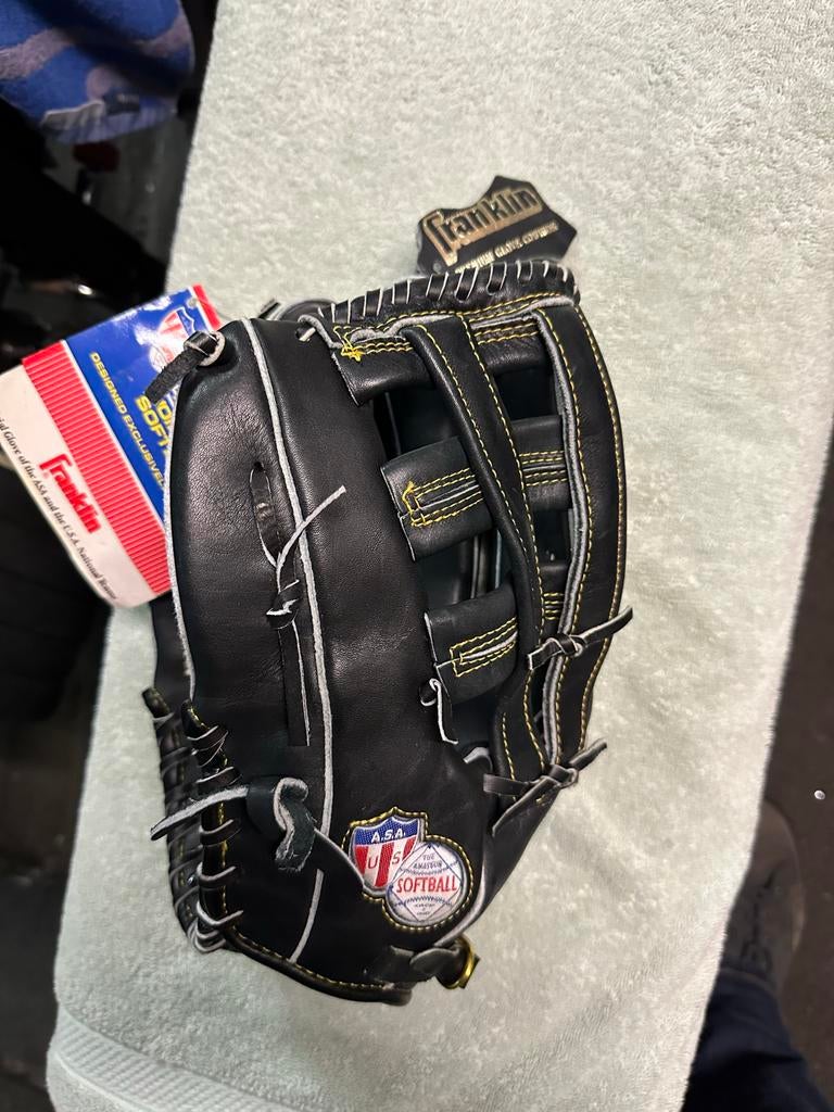 Franklin Softball Handschoen - Nieuw, Sport en Fitness, Honkbal en Softbal, Ophalen of Verzenden, Nieuw, Softbal, Handschoen