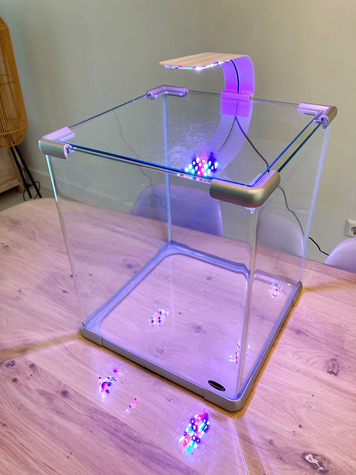 Superfish Aquaqube 40 Aquarium, Ophalen, Zo goed als nieuw, Leeg aquarium