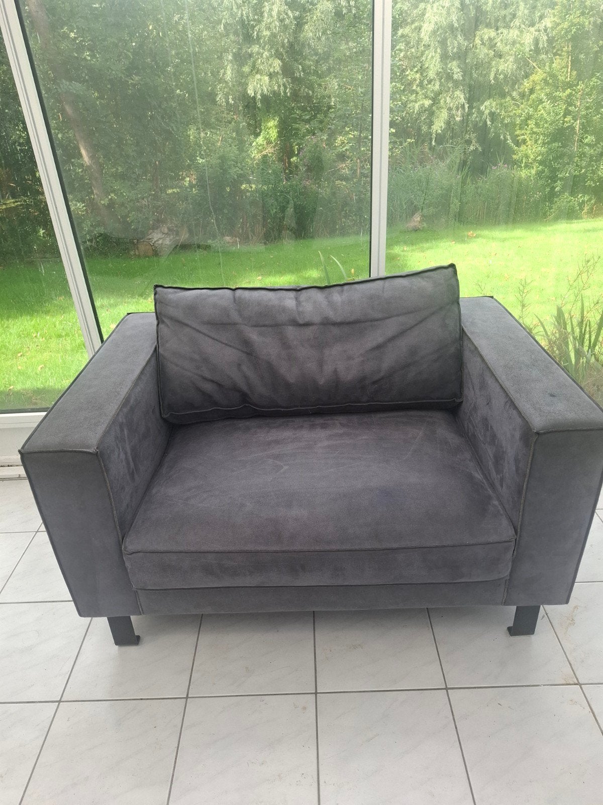 Comfortabele grijze/blauwe fauteuil met lichte vlekjes, Ophalen