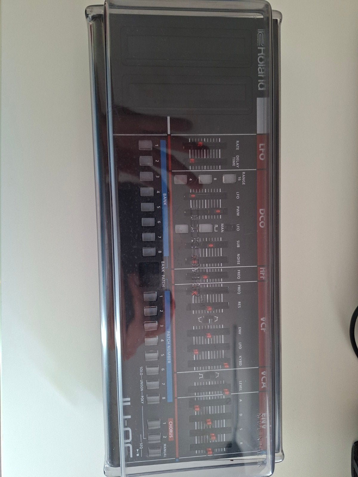 Roland JU-06 Boutique Synthesizer met Decksaver, Roland, Zo goed als nieuw, Met midi-aansluiting, Overige aantallen