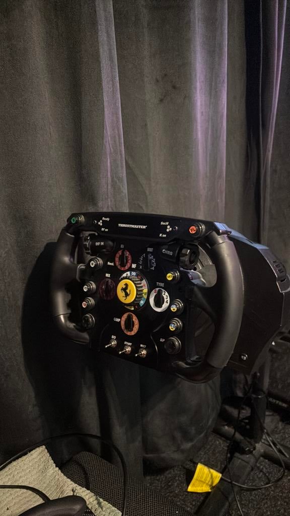 Thrustmaster F1 Wheel Add-On + t300 rs servo base PS3/PS4, Ophalen, Zo goed als nieuw, Stuur of Pedalen, PlayStation 3