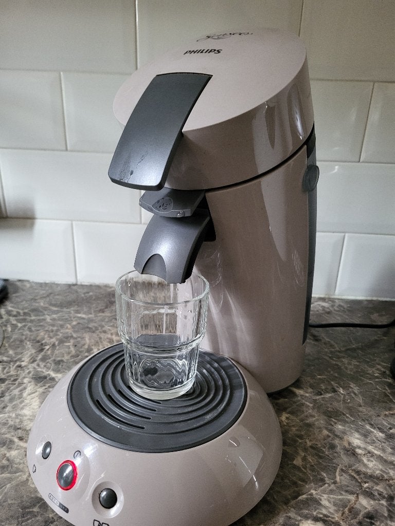 Senseo koffiezetter Kleur Beige, Koffiepads en cups, Koffiemachine, Ophalen of Verzenden, Zo goed als nieuw