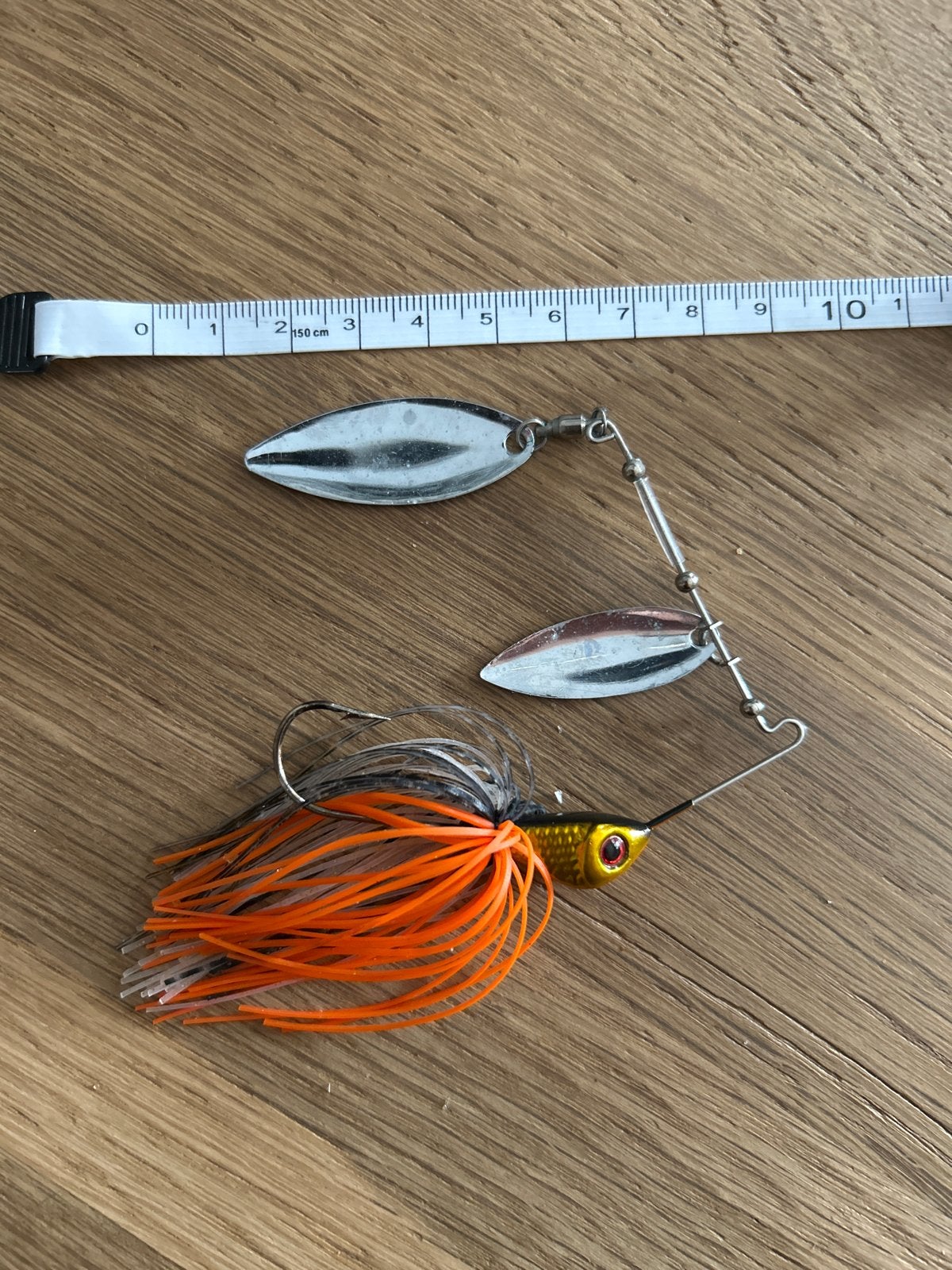 Spinnerbait Kunstaas Oranje/Zwart met Dubbele Bladen, Ophalen of Verzenden, Zo goed als nieuw, Kunstaas