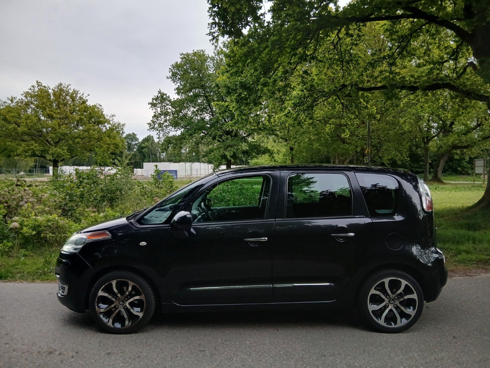 Citroën C3 Picasso 1.6 VTI Airco 89000km NAP in Nieuwstaat, Auto's, Citroën, Voorwielaandrijving, 4 cilinders, Zwart, Handgeschakeld