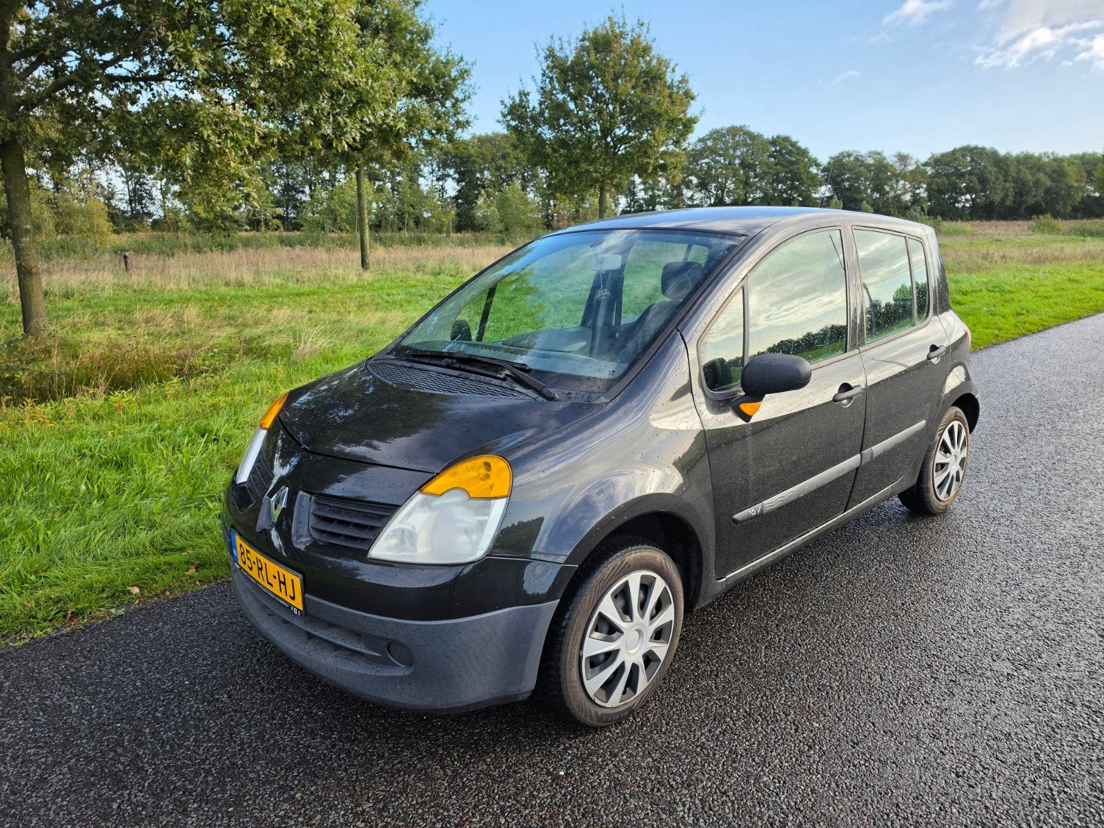 Renault Modus 1.2 16V Autbas E3 2005 Zwart, Voorwielaandrijving, 74 pk, 4 cilinders, 1055 kg