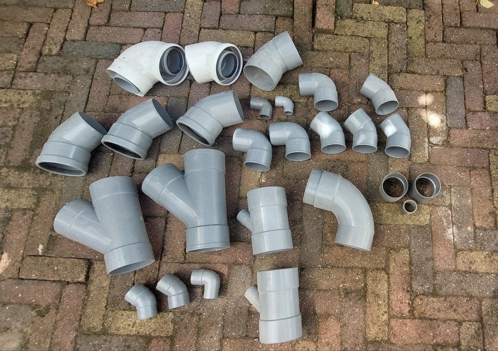 Diverse afvoer- en dakgootmaterialen, Doe-het-zelf en Verbouw, Ophalen, Afvoer, Pvc, Minder dan 2 meter