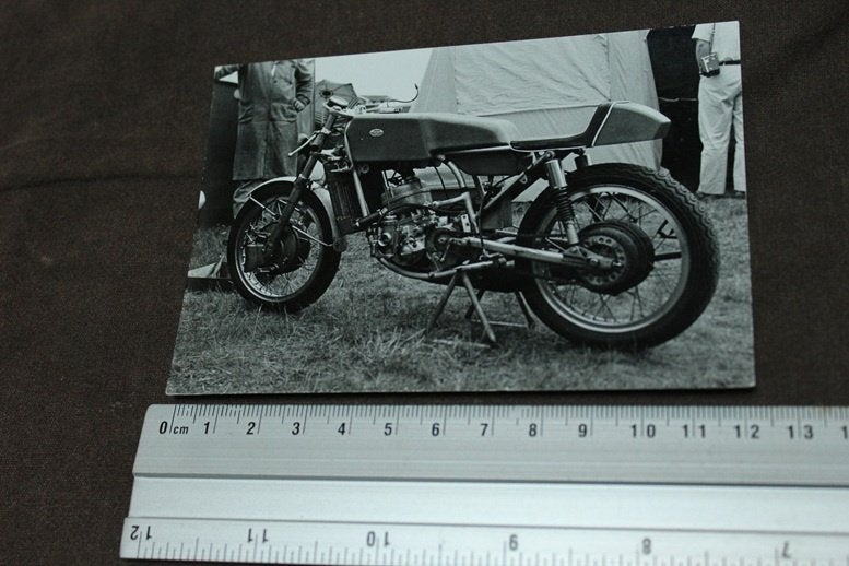 foto JAWA Racer jaren 60, Ophalen of Verzenden, Gelezen