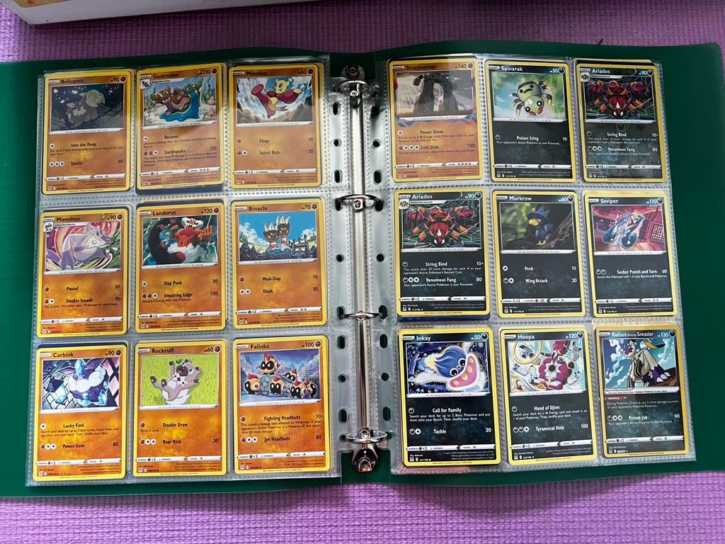 Pokémon kaarten collectie - Lost Origin, Ophalen of Verzenden, Zo goed als nieuw, Meerdere kaarten