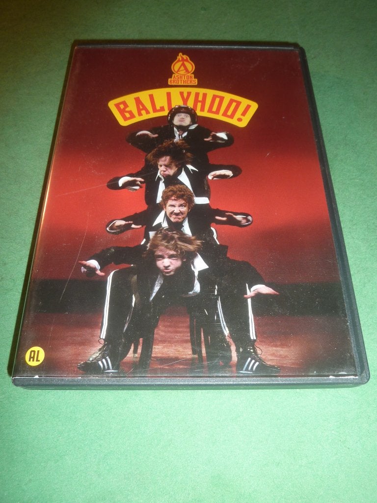 Ashton Brothers Ballyhoo ! Dvd (dvd is gesigneerd), Alle leeftijden, Verzenden, Zo goed als nieuw, Stand-up of Theatershow