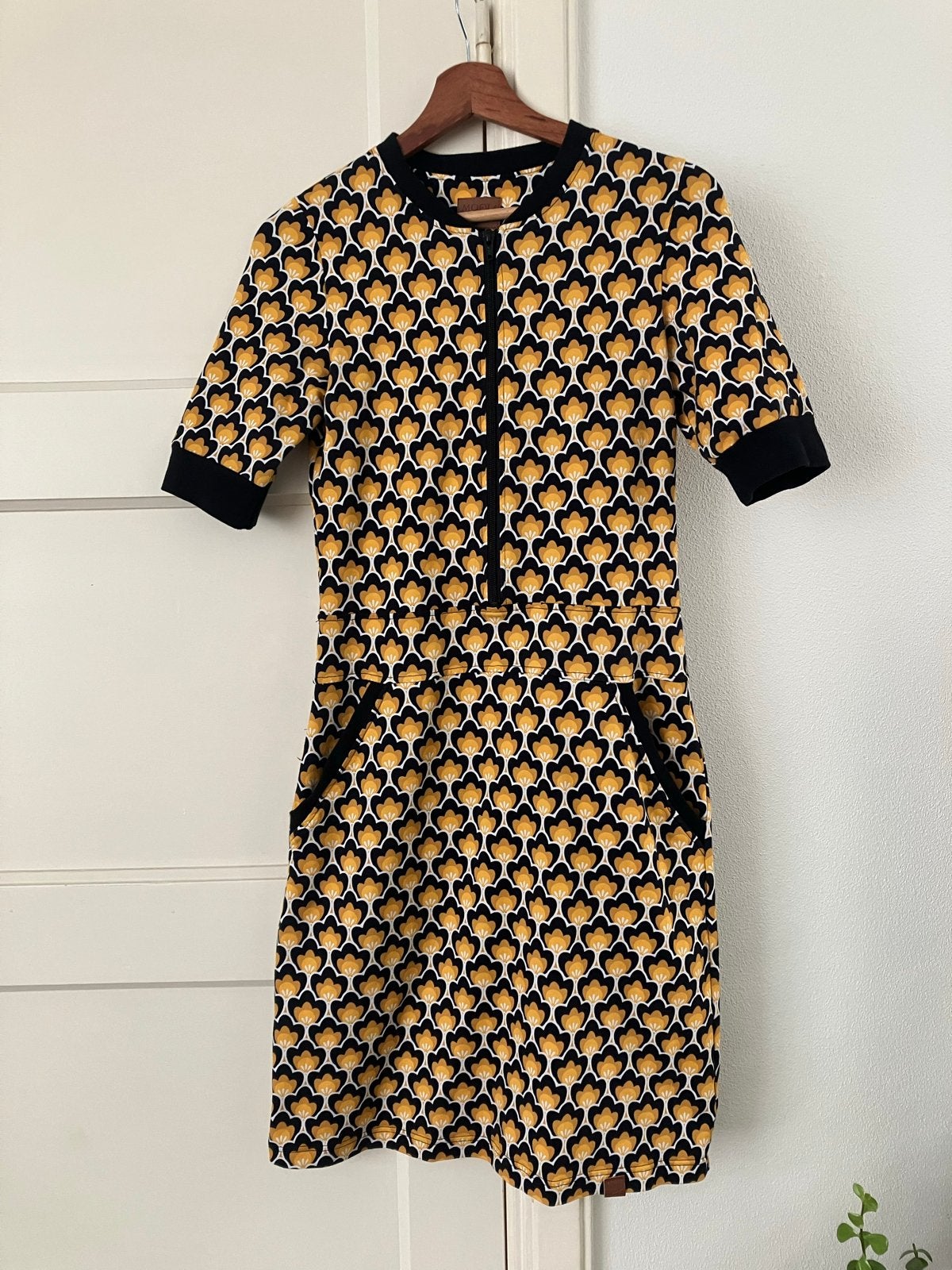 Mooi Vrolijk jurk  - Retro, Kleding | Dames, Meerkleurig, Ophalen of Verzenden, Zo goed als nieuw, Maat 36 (S)