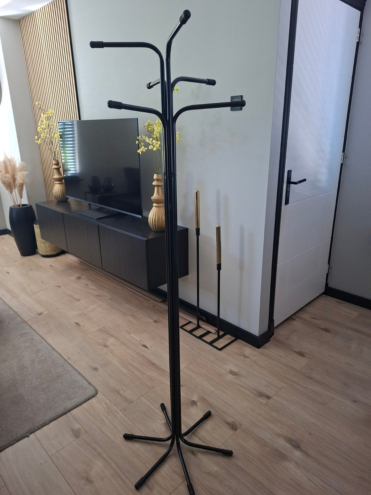IKEA Rigg staande kapstok - Zwart metaal, Huis en Inrichting, Woonaccessoires | Kapstokken, Ophalen, Metaal, Staande kapstok, 150 tot 200 cm