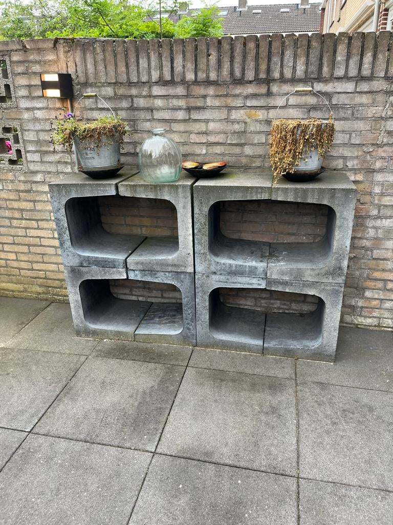 Betonblokken 2x, Ophalen, Zo goed als nieuw, Overige materialen, Overige typen