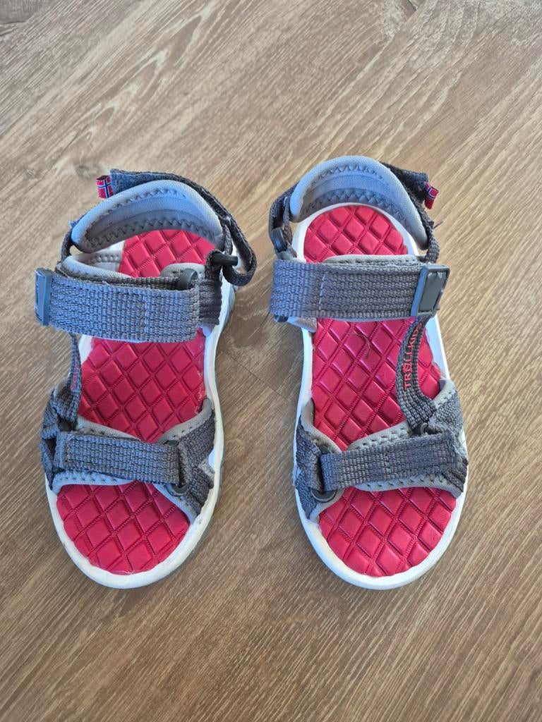 Trollkids sandalen maat 27 - grijs/rood, Gebruikt, Jongen of Meisje, Schoenen, Trollkids