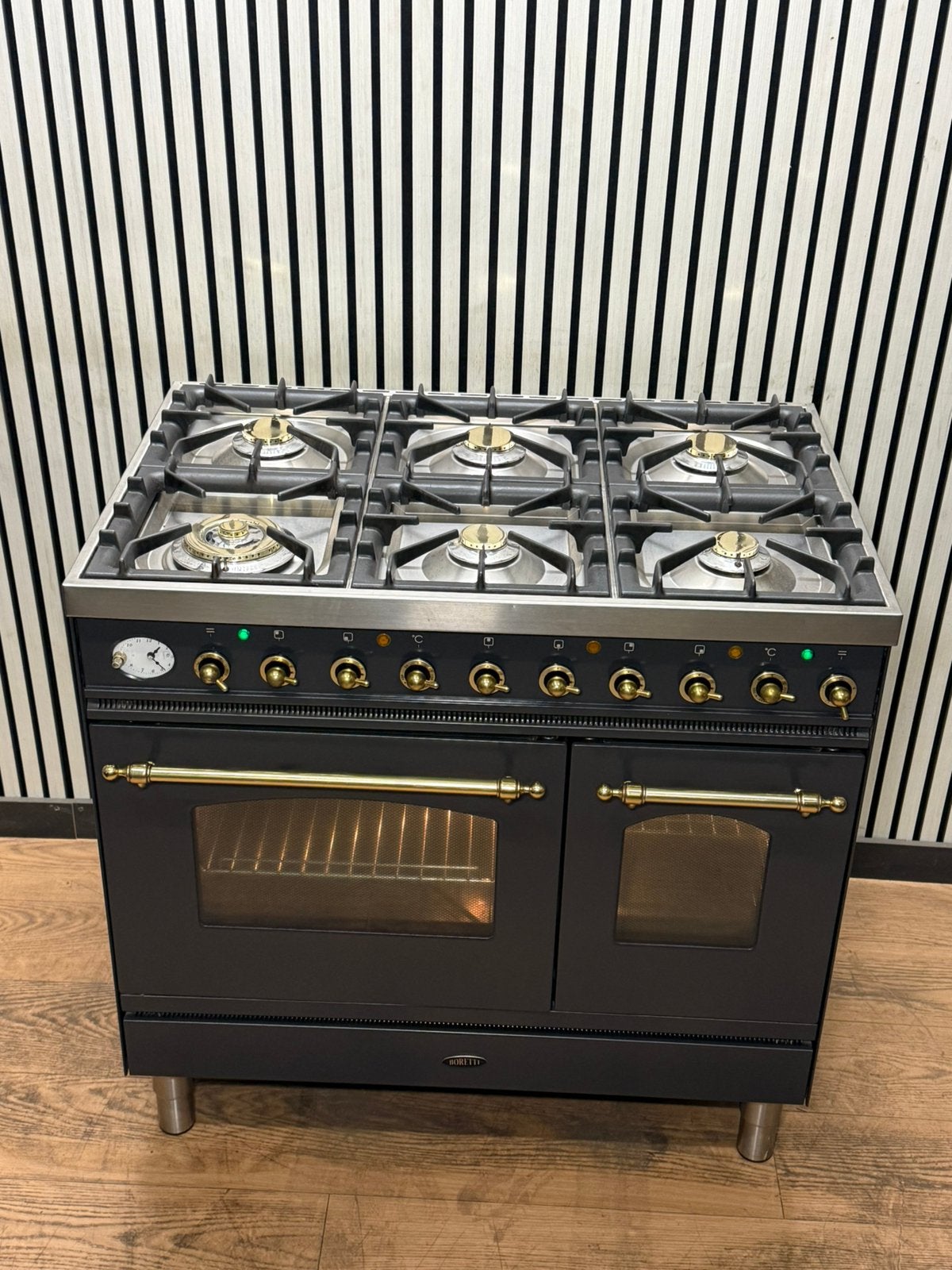 Luxe Boretti Fornuis 6 pits antraciet/messing 2 ovens 90 cm, Fornello Esperta, Ophalen of Verzenden, Zo goed als nieuw, Energieklasse A of zuiniger