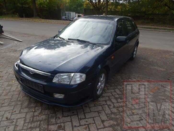 Mazda 323F 2003 sloop alle onderdelen te koop, Auto-onderdelen, Ophalen, Gebruikt, -, -