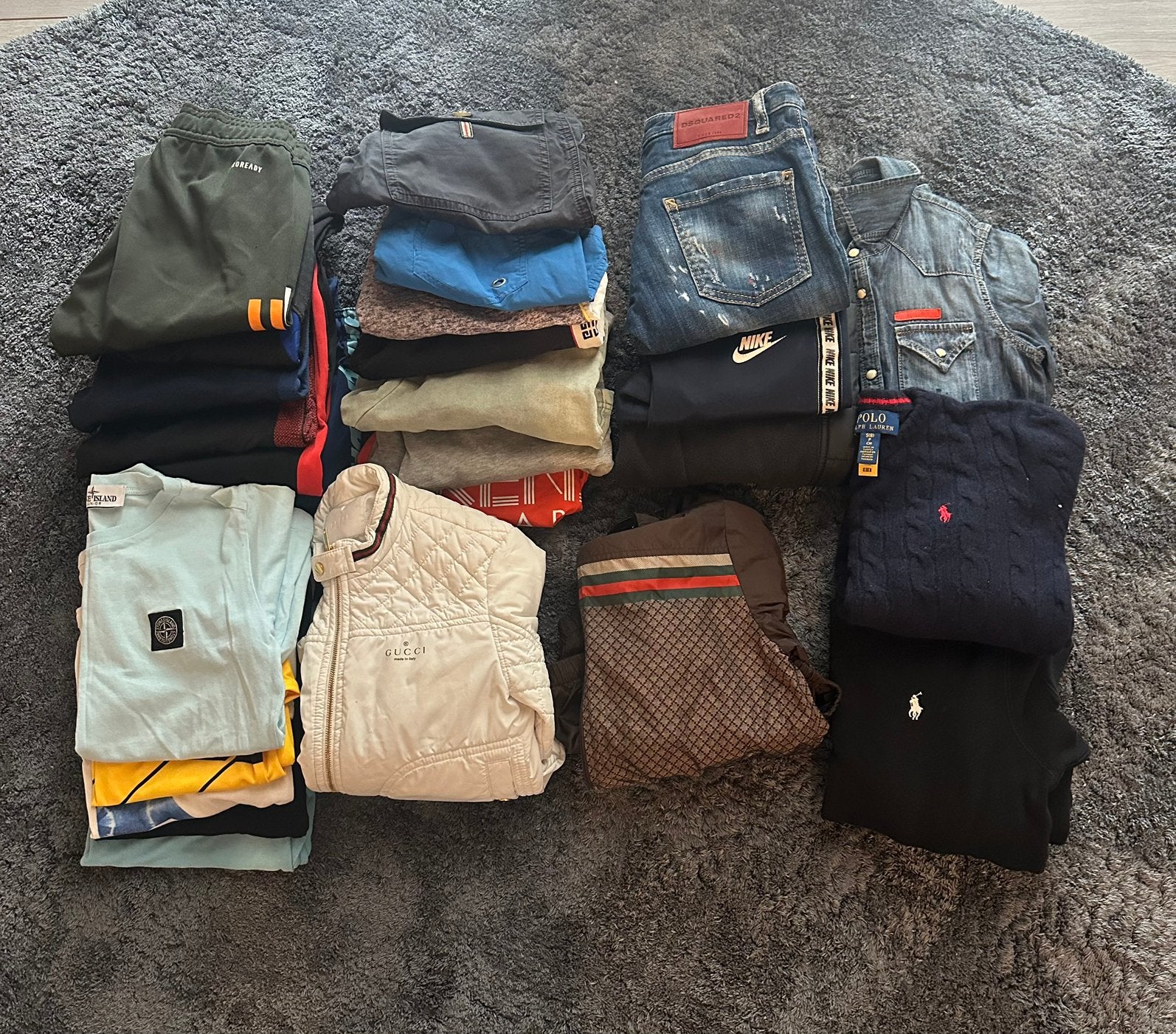 26 kledingstukken 7,8 jaar gucci stone island dsquared nike, Ophalen of Verzenden, Gebruikt, Maat 128