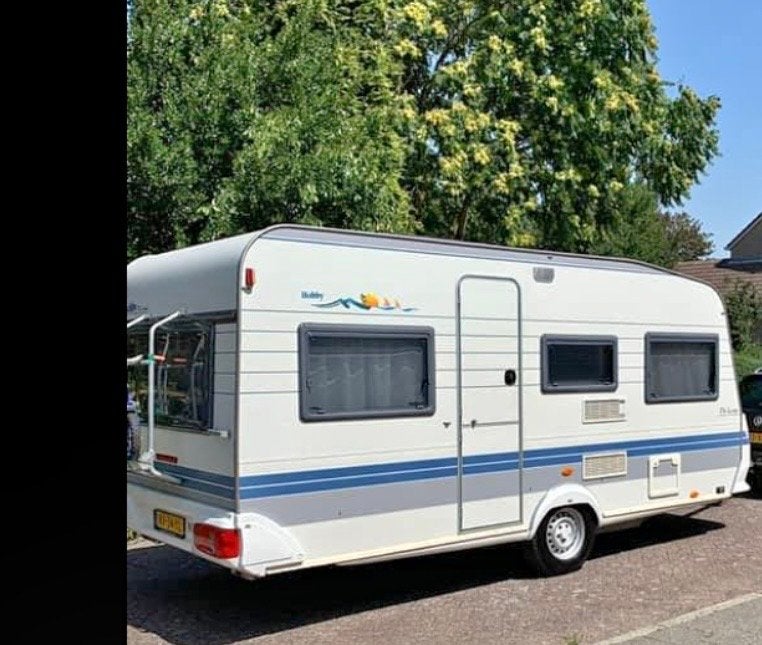 Hobby De Luxe 450, Vast bed, Rondzit, Hobby, 4 tot 5 meter