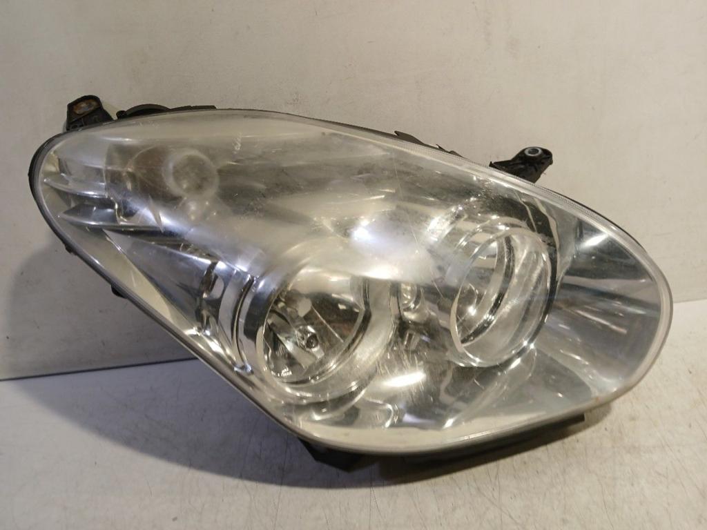 Koplamp rechts Fiat Doblo, Auto-onderdelen, Onderdelen@venauto.nl, Van der Ven Autorecycling B.V., Gebruikt, Ettenseweg 76, 4706 PB Roosendaal, The Netherlands