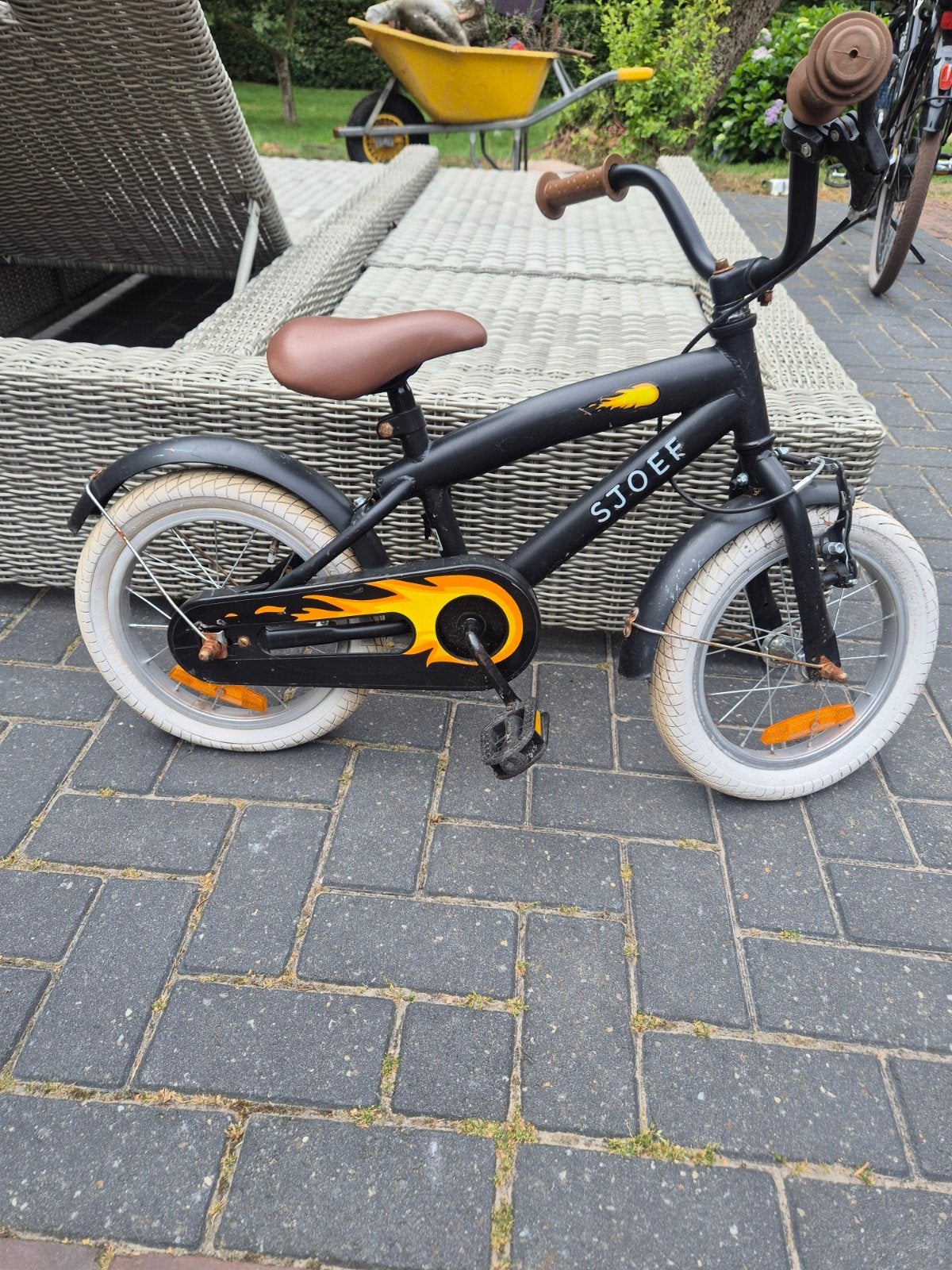Sjoef kinderfiets 12 inch - Zwart met vlammen, Fietsen en Brommers, Ophalen