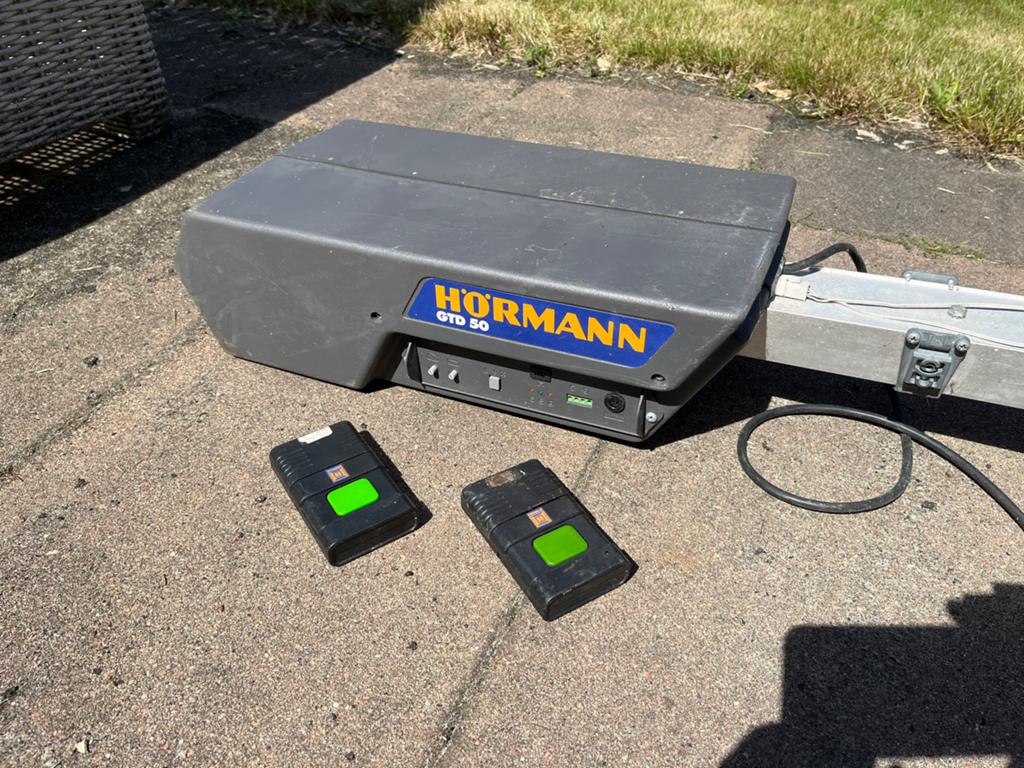Hörmann GTD 50 Garagedeuropener met afstandsbediening, Ophalen, Kunststof, Gebruikt, Garagedeur