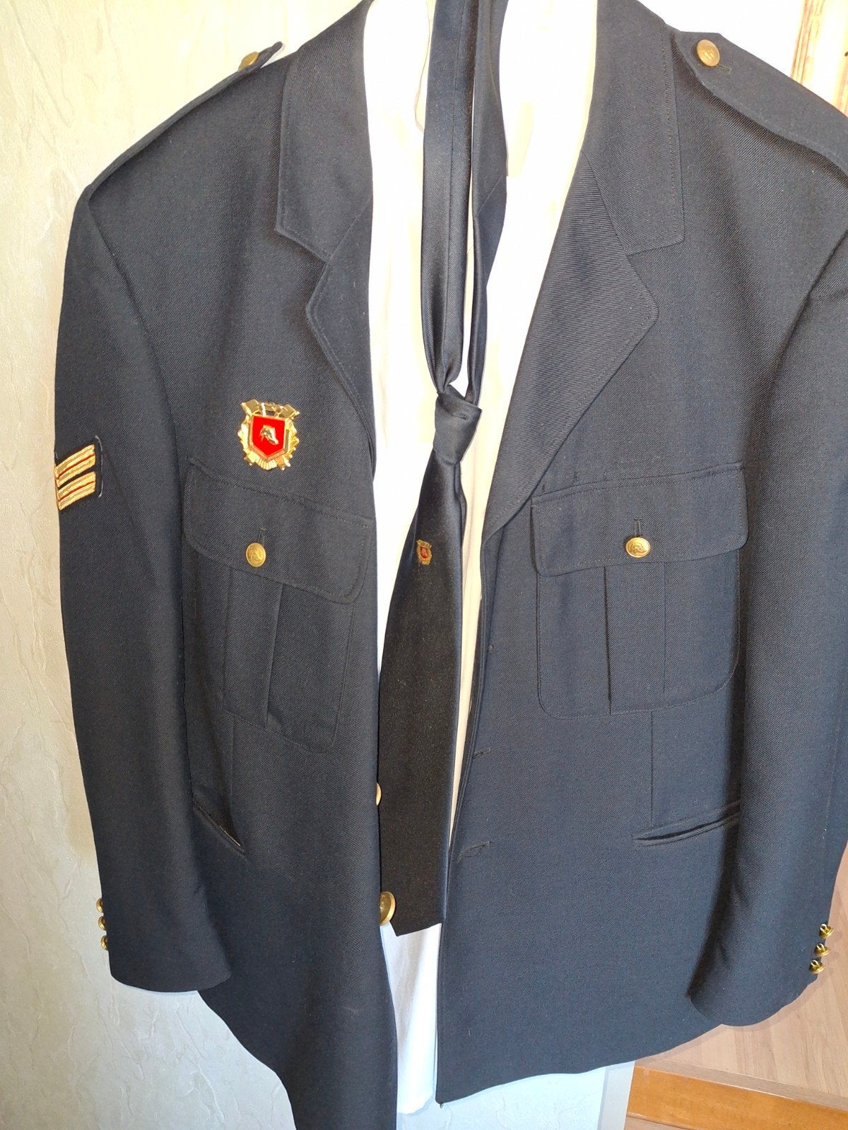 Brandweer uniform jasje met emblemen en stropdas, Maat 52/54 (L), Onbekend, Zwart, Ophalen of Verzenden