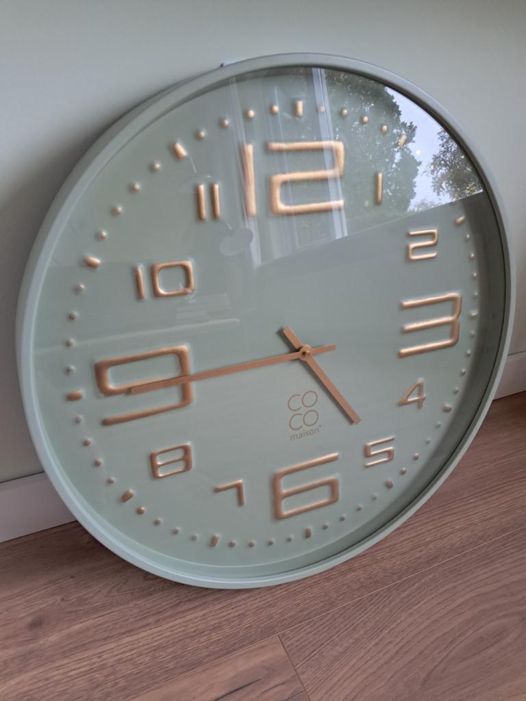 Prachtige Wandklok van Coco Maison!, Huis en Inrichting, Woonaccessoires | Klokken, Ophalen of Verzenden, Zo goed als nieuw, Analoog