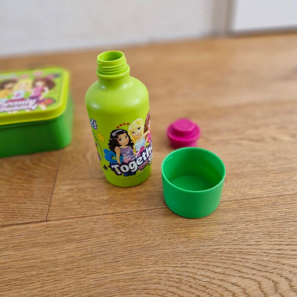 Lego Friends broodtrommel en beker zo goed als nieuw, Ophalen of Verzenden