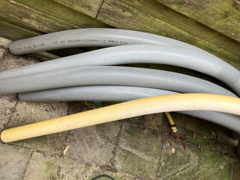 Diverse PVC Doorvoerbochten - 63 en 75mm, Ophalen, Bochten, Gebruikt, Pvc