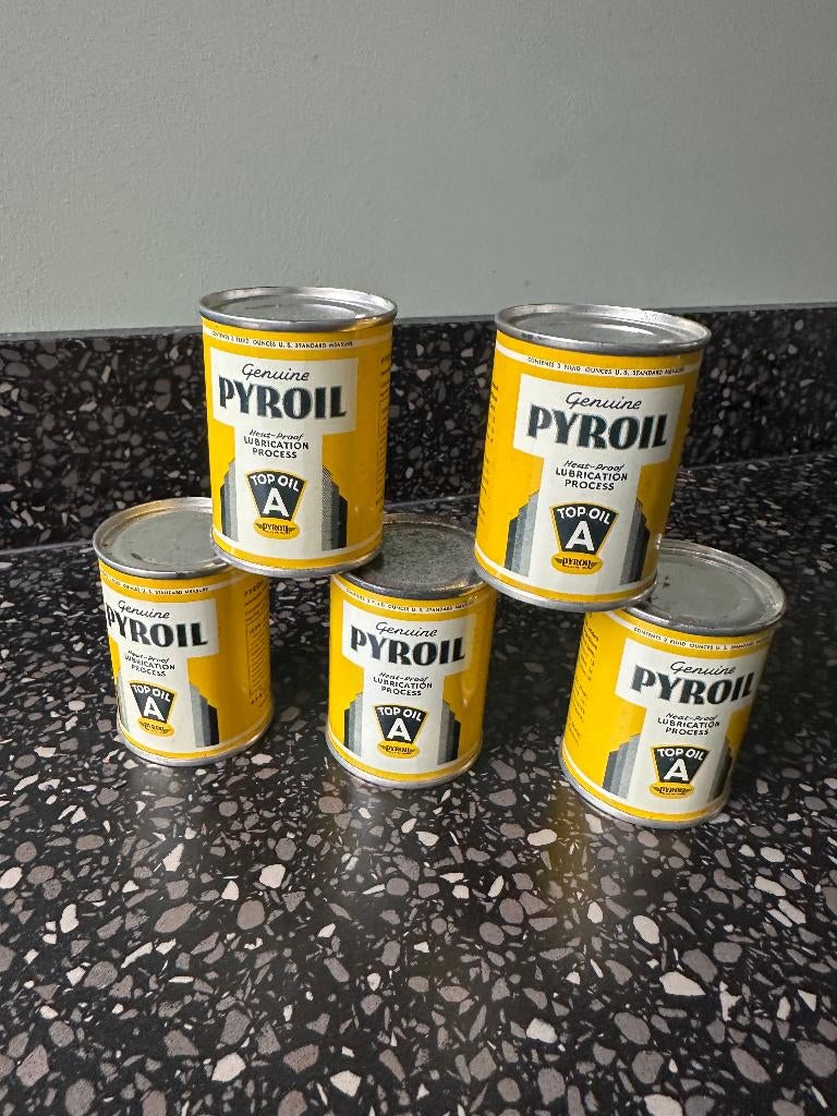 5 PYROIL blikjes. NOS. 3 fluis ounces. Ongeopend blik., Ophalen of Verzenden, Gebruikt, Overige typen
