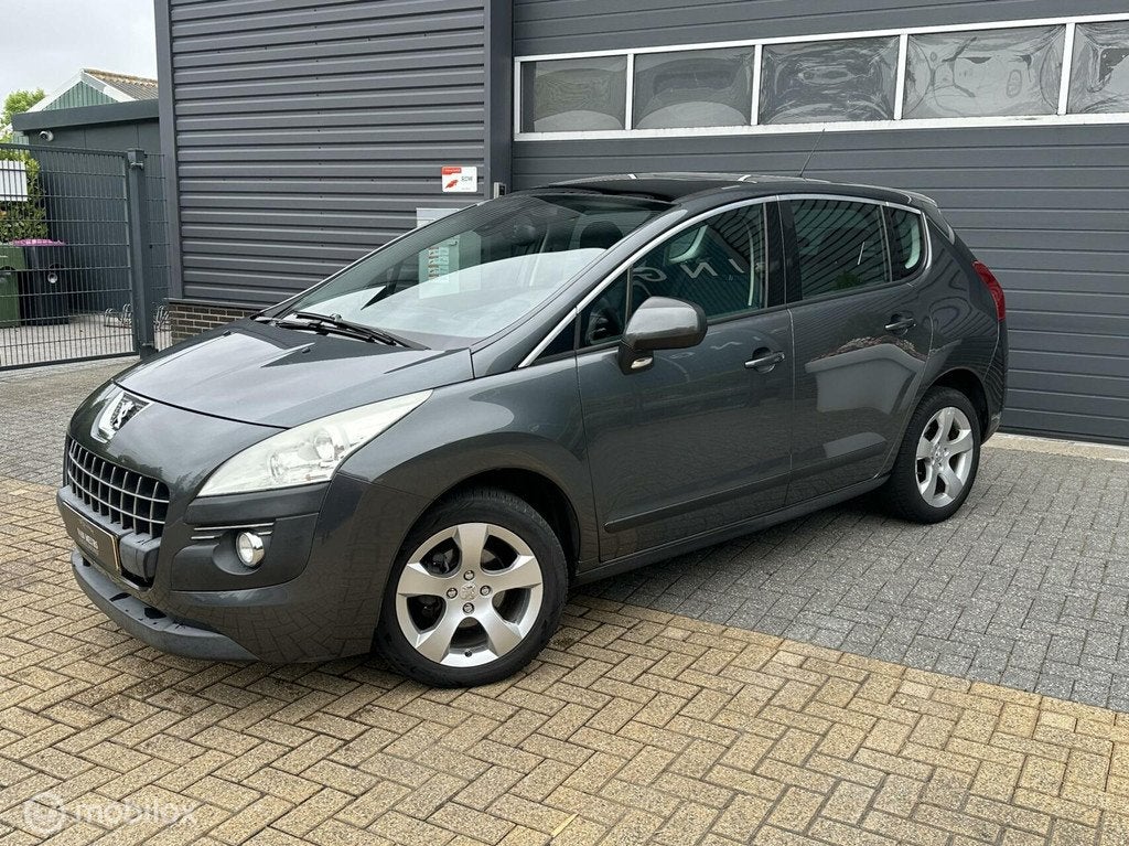 Peugeot 3008 1.6 VTi Première, airco, cruise,trekhaak, pdc,, Auto's, Stof, Gebruikt, Zwart, 4 cilinders