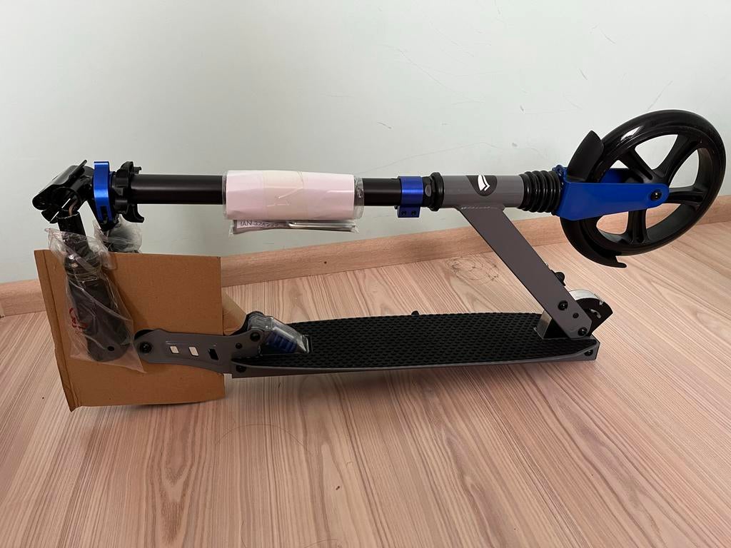 Crivit Step Grote Wielen NIEUW! Perfect voor het mooie weer!, Ophalen of Verzenden, Nieuw, Gewone step