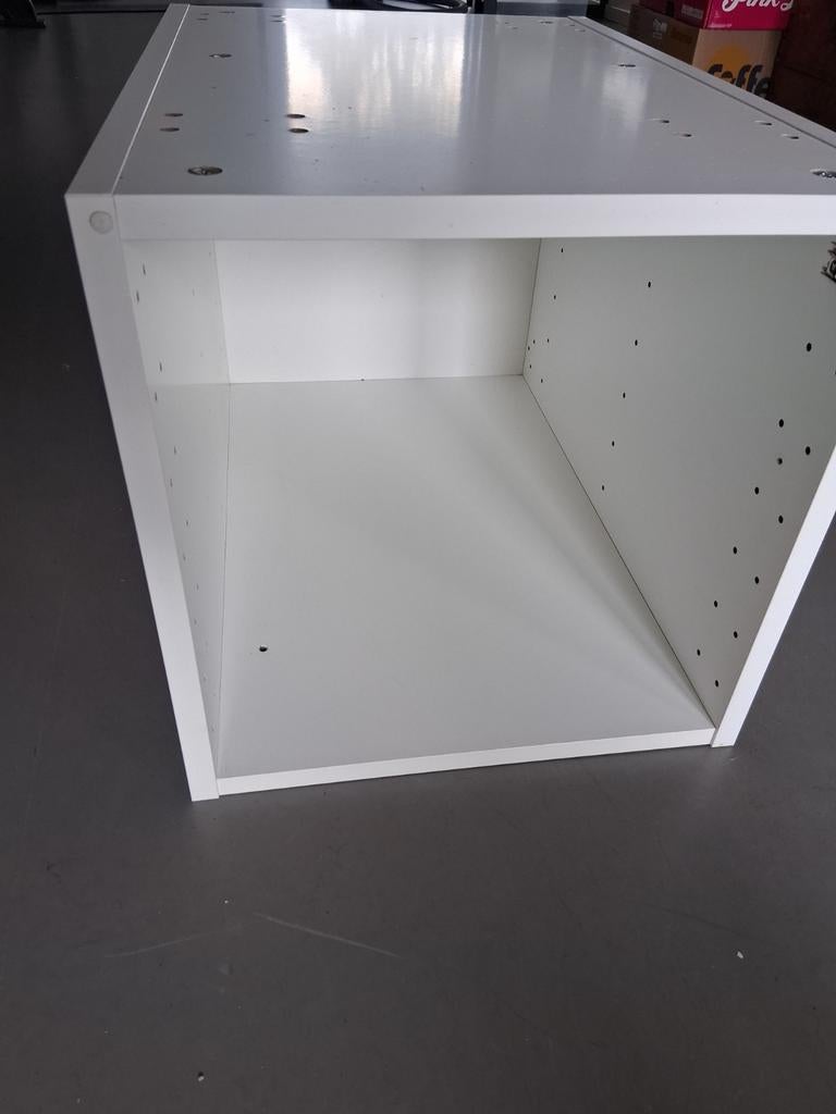 Ikea metod bovenkast, Ophalen
