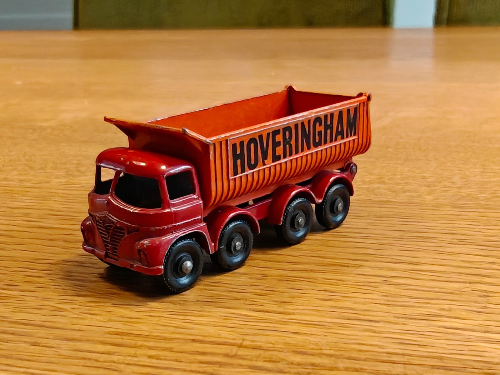 Matchbox Hoveringham Tipper ORANJE, Ophalen of Verzenden, Zo goed als nieuw, Matchbox