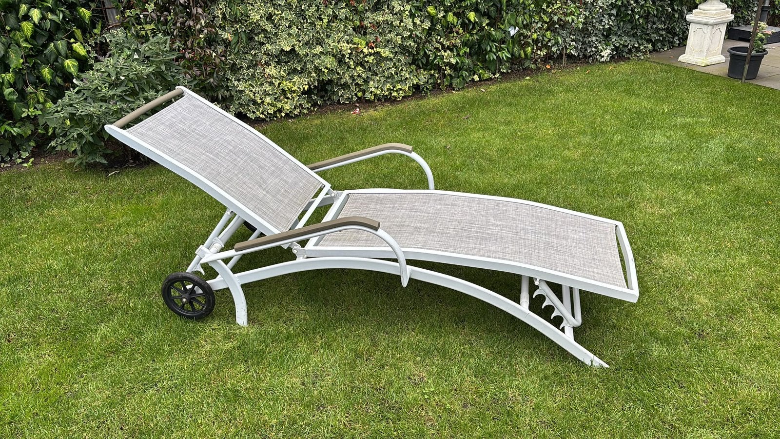 ☀️Ligstoel inclusief kussen☀️, Tuin en Terras, Ophalen, Zo goed als nieuw, Aluminium, Inklapbaar