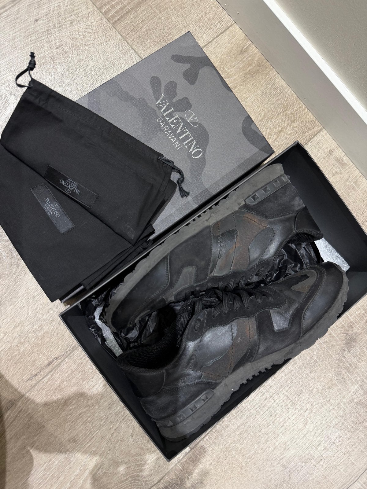 Valentino Garavani Rockrunner sneakers - Zwart - Maat 44, Ophalen, Gedragen, Zwart, Sneakers of Gympen