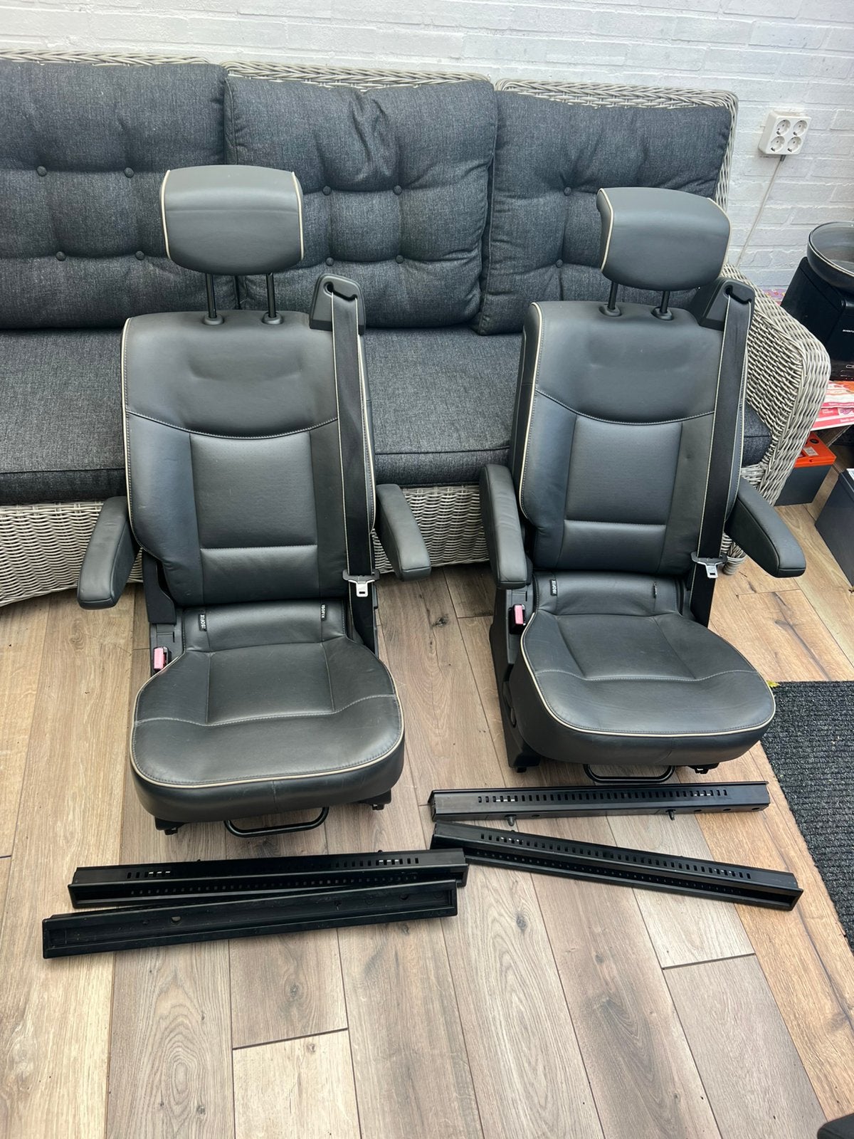 20 zwart leren stoelen 3p gordel isofix zelfb. Camper oldtim, Ophalen, Gebruikt, Overige automerken