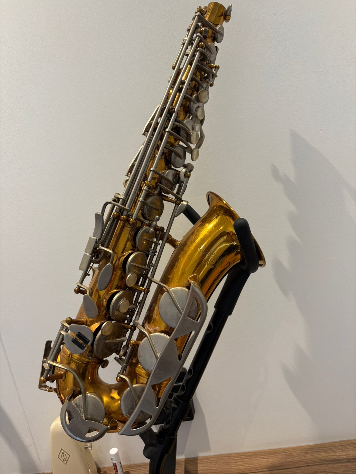 Dolnet Sax opknapper / onderdelen / decoratie, Muziek en Instrumenten, Blaasinstrumenten | Saxofoons, Ophalen of Verzenden, Zo goed als nieuw